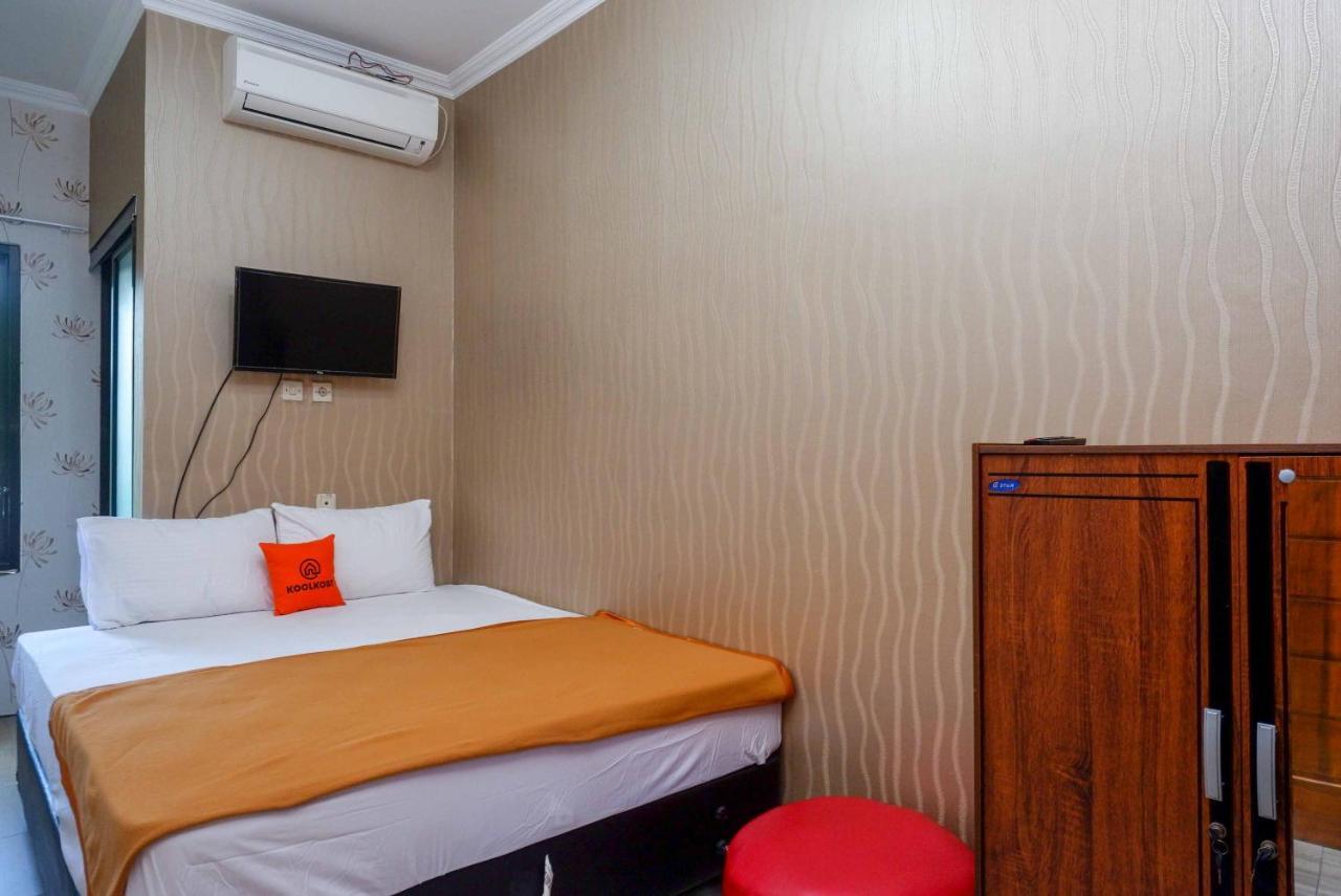 Koolkost Syariah Near Malioboro Area Hostel Джокякарта Екстериор снимка