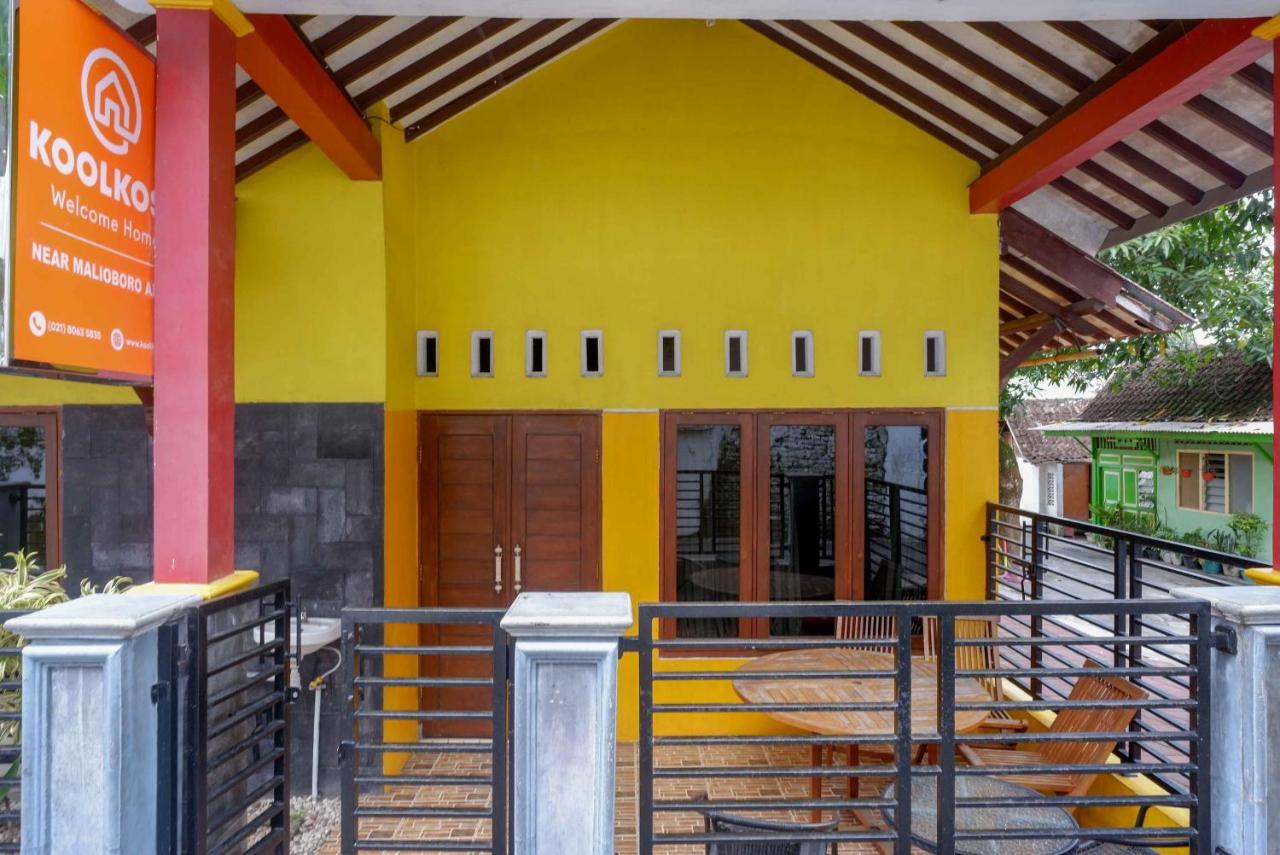 Koolkost Syariah Near Malioboro Area Hostel Джокякарта Екстериор снимка
