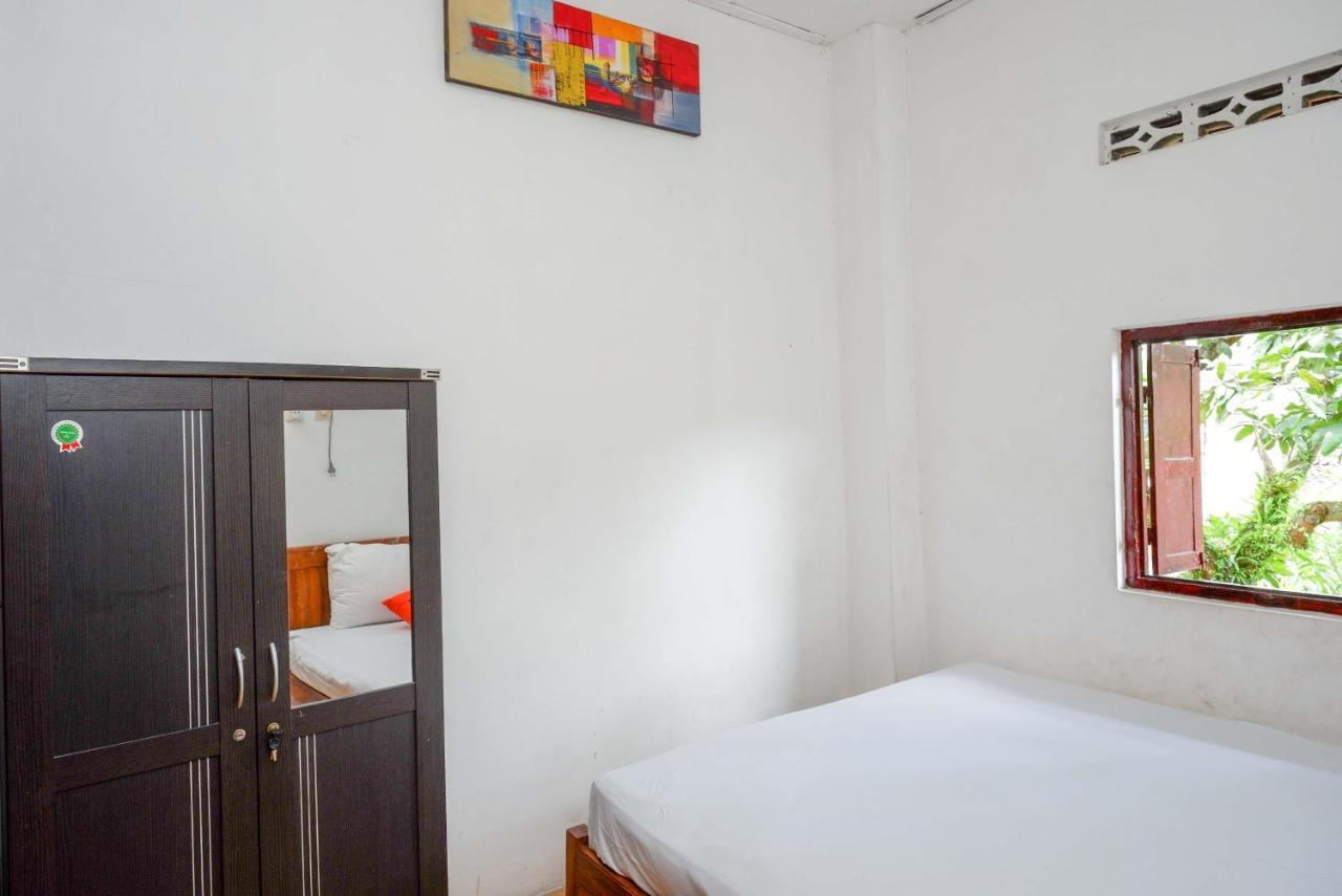 Koolkost Syariah Near Malioboro Area Hostel Джокякарта Екстериор снимка