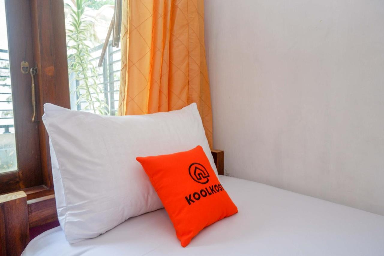 Koolkost Syariah Near Malioboro Area Hostel Джокякарта Екстериор снимка