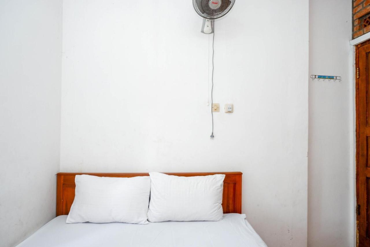 Koolkost Syariah Near Malioboro Area Hostel Джокякарта Екстериор снимка